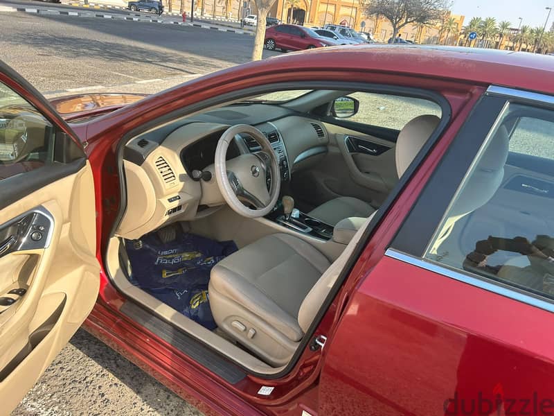 For Sale: Nissan Altima 2.5 SV – Full Option 4