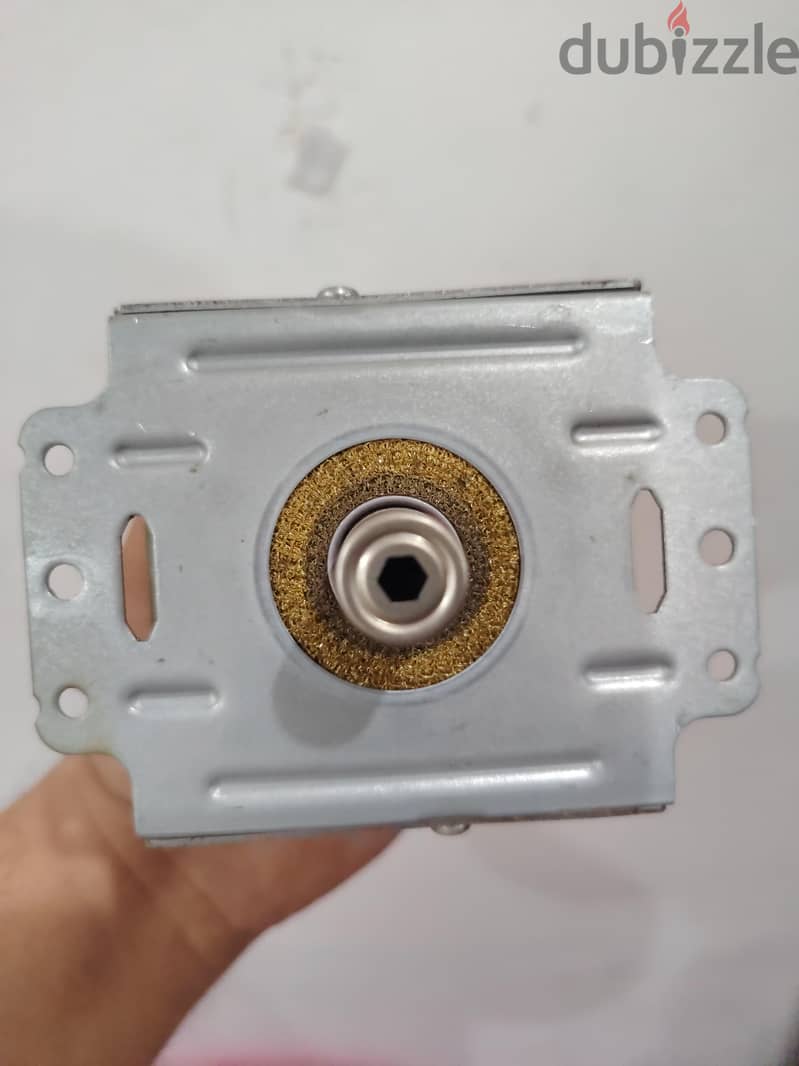 Daewoo  microwave 1