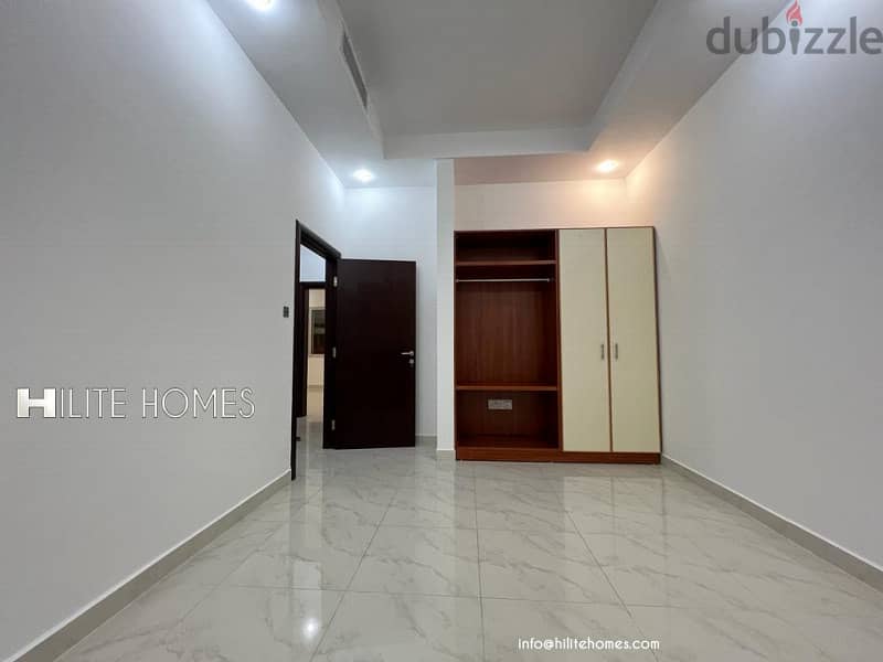 Beach front Floor available for rent in Abu al Hasaniya 8