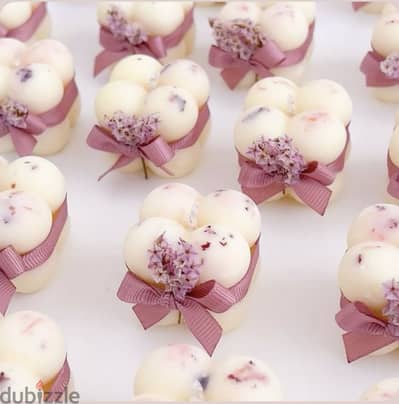 SCENTORA CANDLES