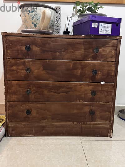 Wooden Chest of drawers