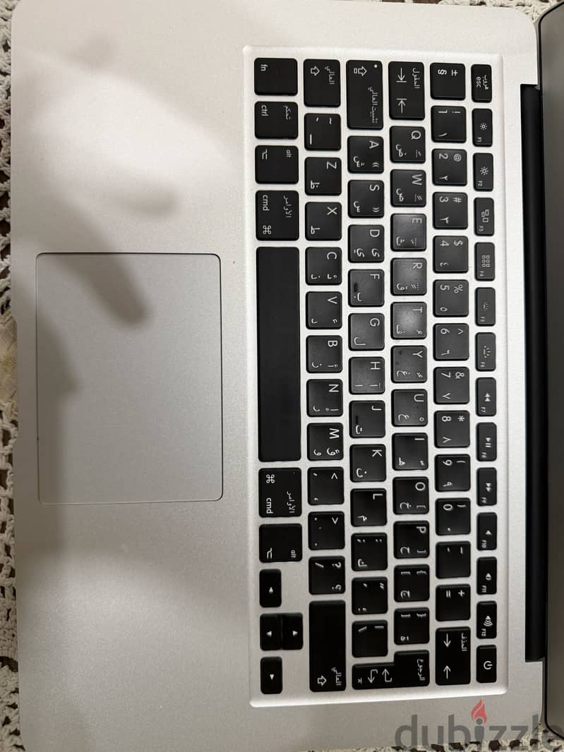 MacBook Air 13” 2017 | i5 | 8GB | 128GB SSD | Original Charger 3