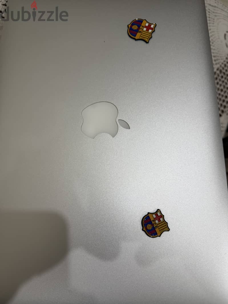 MacBook Air 13” 2017 | i5 | 8GB | 128GB SSD | Original Charger 5