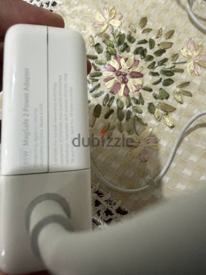 MacBook Air 13” 2017 | i5 | 8GB | 128GB SSD | Original Charger 7