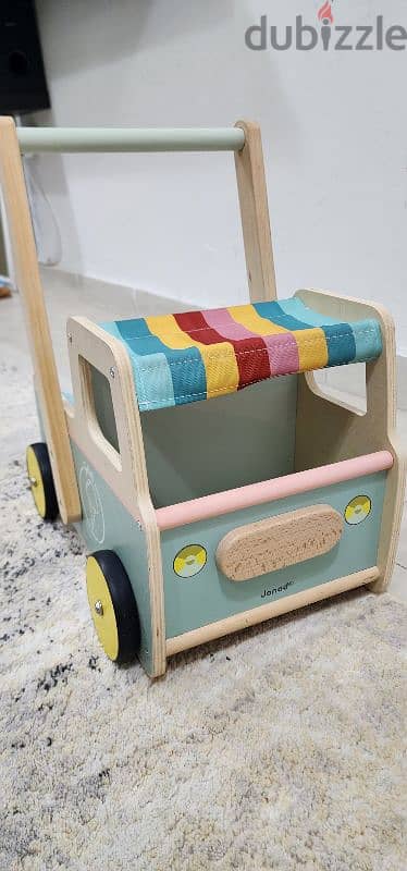 Ice-cream cart