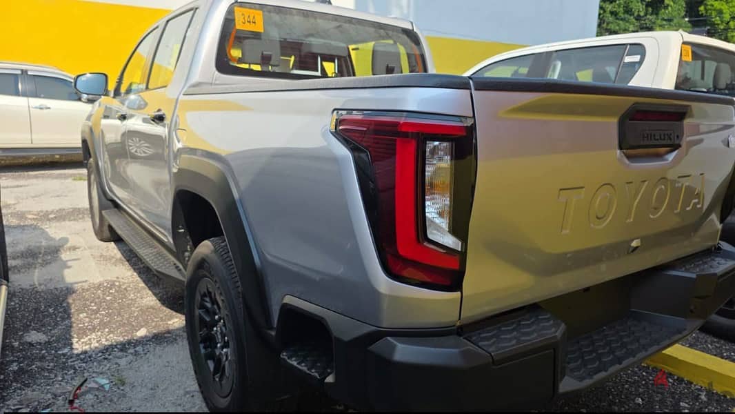 Toyota Hilux 2026 1