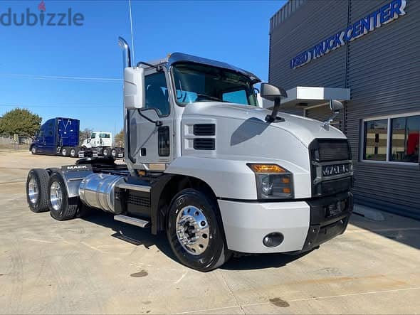 2024 Mack MD6 Box Truck 2