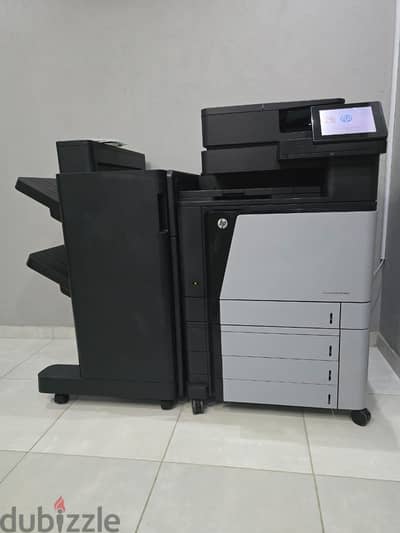HP Color LaserJet Managed Flow MFP M880m