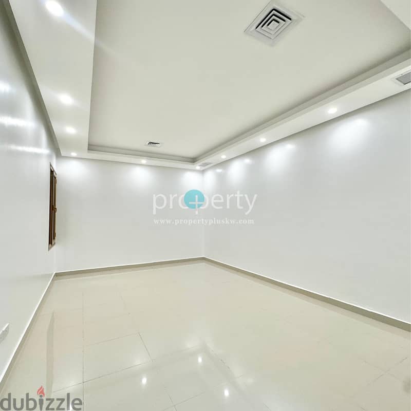 5 bedroom basement floor for rent in Siddeeq 4