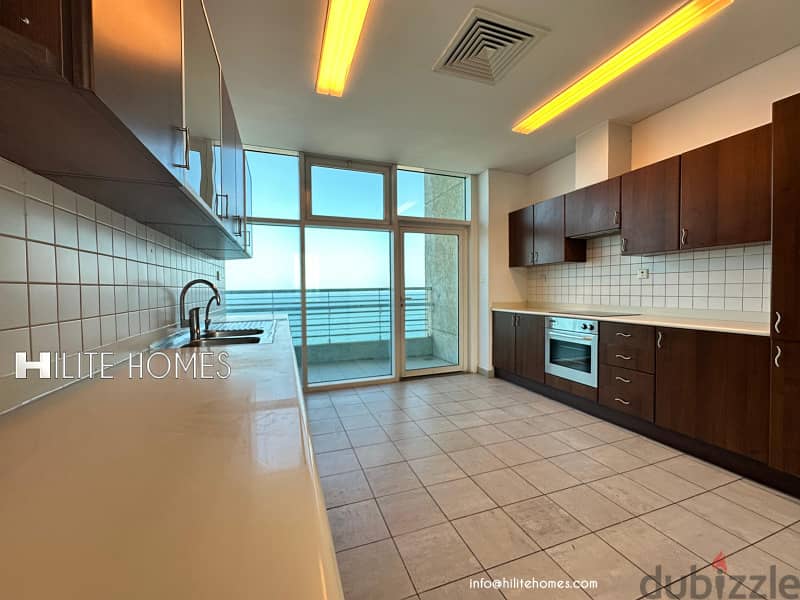 Three bedroom seaview apartment with balcony for rent in Mangaf 10