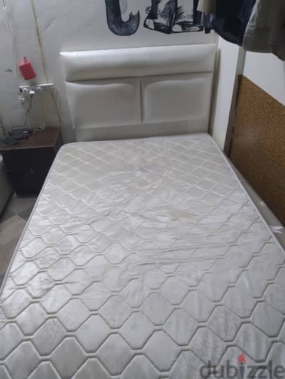 Bed size length 190 width 120