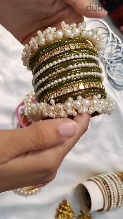 Beautiful Bangles with Gajra Bangle 3