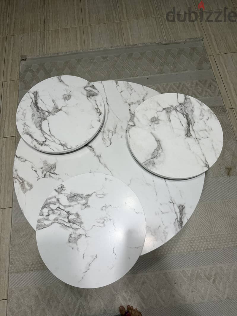 TABLE SET OF 4 FOR SALE 1