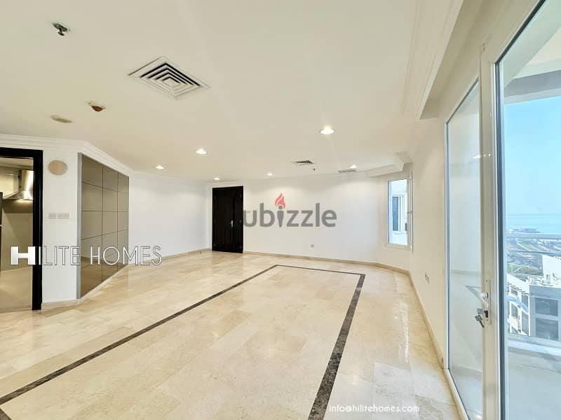 Three bedroom Seaview apartment with balcony for rent in Shaab 9