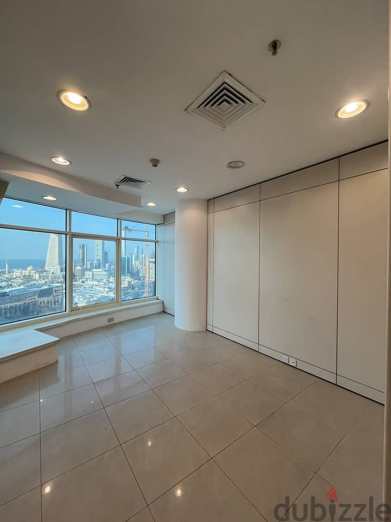 Full Commercial Floor with Sea View for Rent in Qibla 3