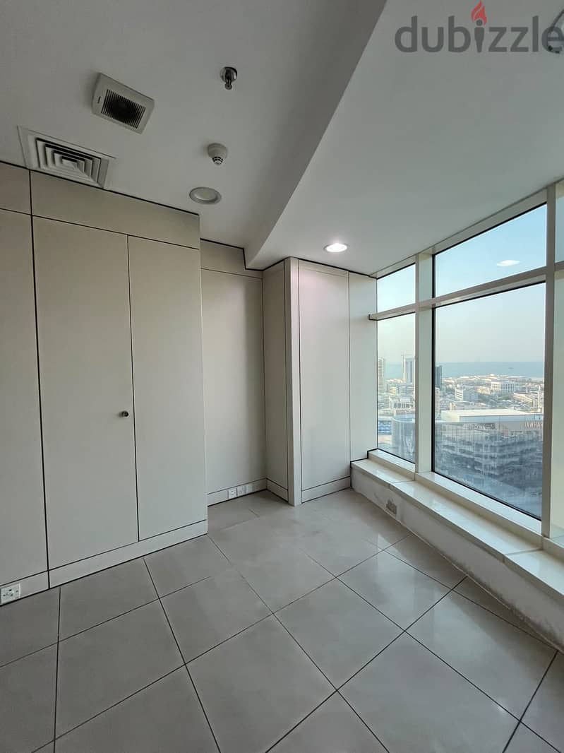 Full Commercial Floor with Sea View for Rent in Qibla 5