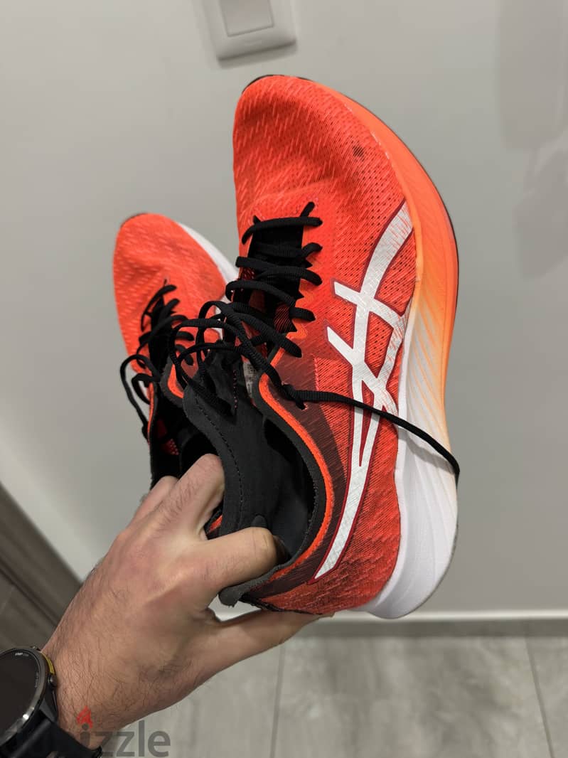 15 KD - Used, Asics FF Blast size Euro 43 running shoes. 3