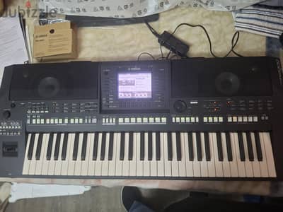 yamaha A 2000 keyboard brannew condition with box.