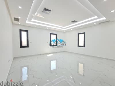 Bright 3 Bedroom Floor Apartment with Open Kitchen in Funaitees