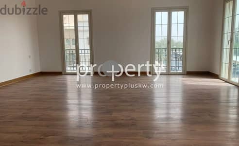 SPACIOUS SEVEN BEDROOM VILLA AVAILABLE IN ADAN