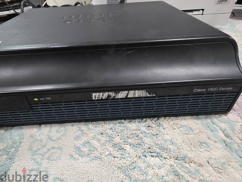 Cisco 1900 Series 1941 2-Port Gigabit Wireless Router for sale 1