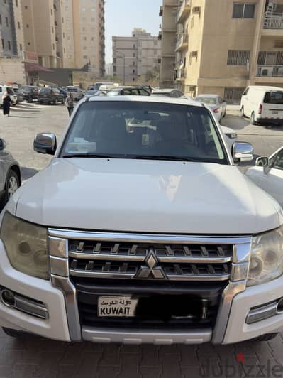 Mitsubishi Pajero 2015