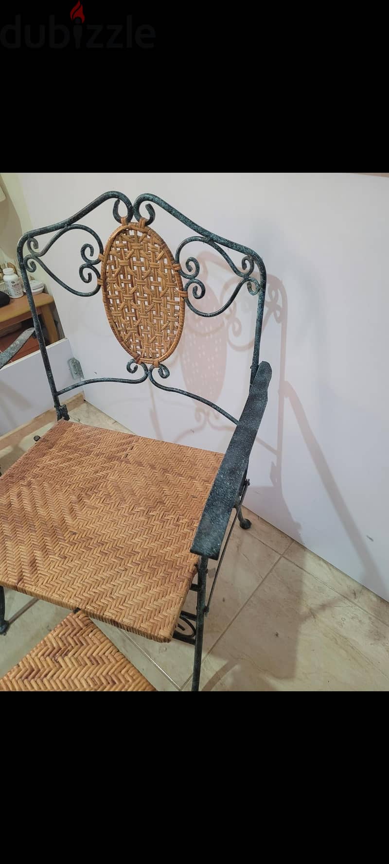 طقم كلاسيكى راقى(الخيرزان الطبيعى)منسوج يدوىوحديد فورفرجيه بحاله ممتاز 10