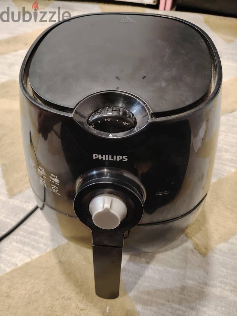 Philips Air Fryer Model HD9220 1
