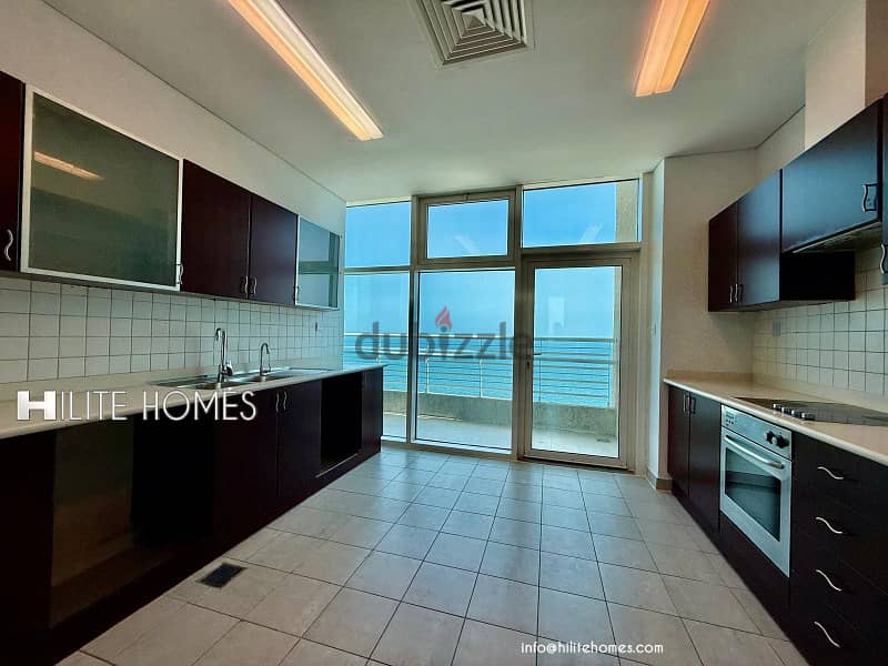 Three bedroom seaview apartment with balcony for rent in Mangaf 2