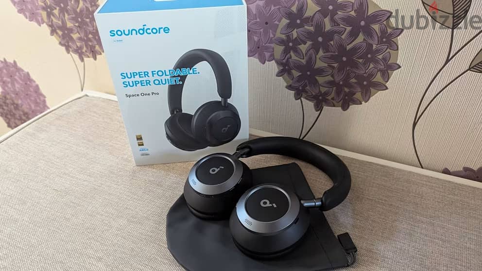 Soundcore space one pro Headphones 1