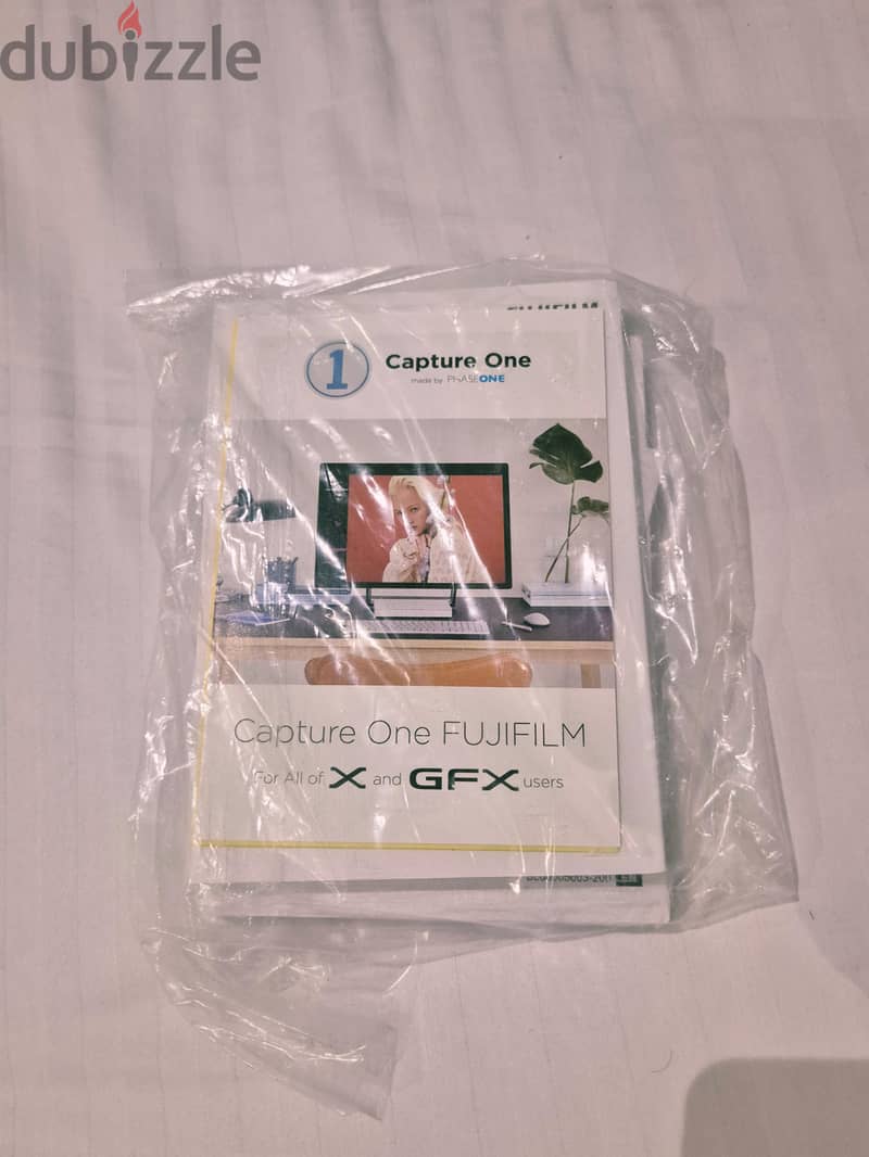 Fujifilm XT-30 Mark II with 18-55 Lenses 3