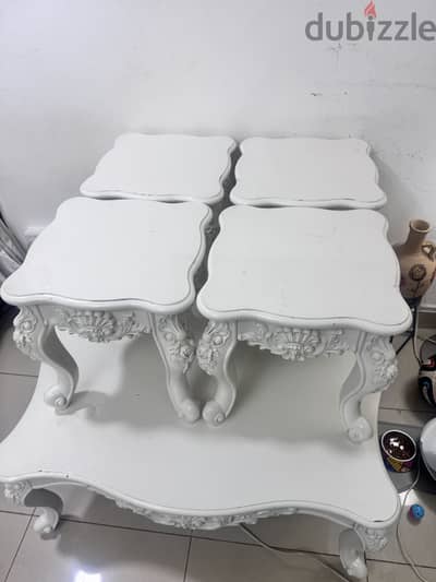 Center table with 4 side tables