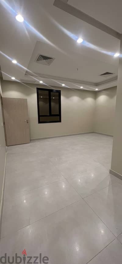 للإيجار شقة مع رووف في خيطان الجنوبي