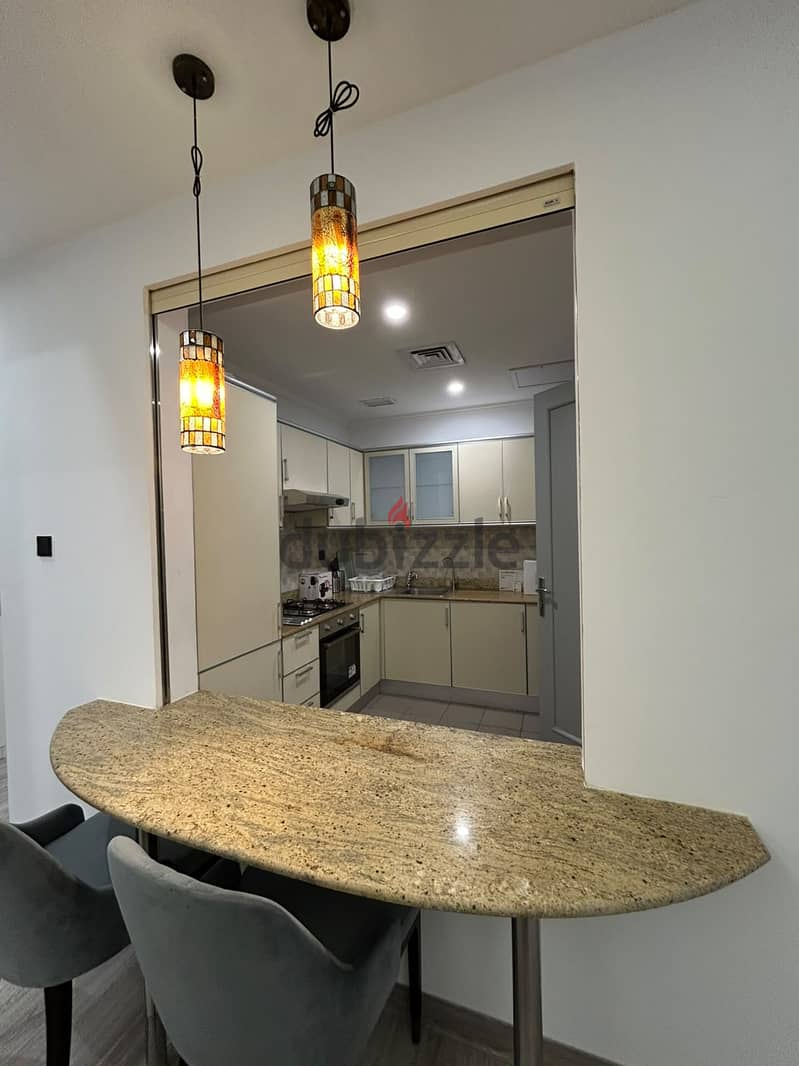 Fully furnished apartment for rent in Sharq 4
