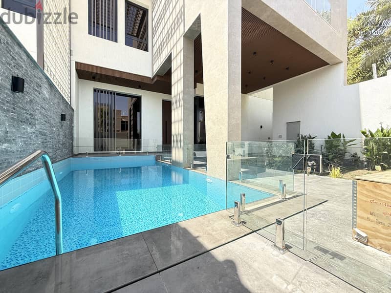 Abu Al Hasania – Fantastic, Contemporary, Five Master Bedroom Villa 19