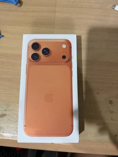 Apple - iPhone 17e