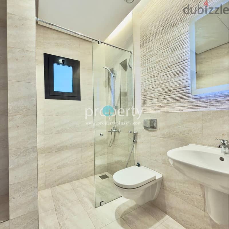 Three bedroom Furnished apartments in Daiya 6