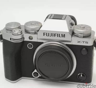 Fujifilm X-T5 Mirrorless Digital Camera