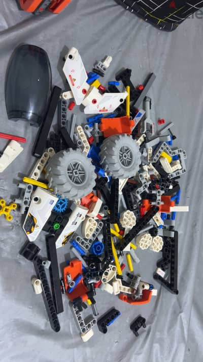 Original Lego pieces make your own things