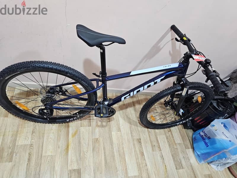 Brand-new GIANT mountain bike for sale – 100 KD 1