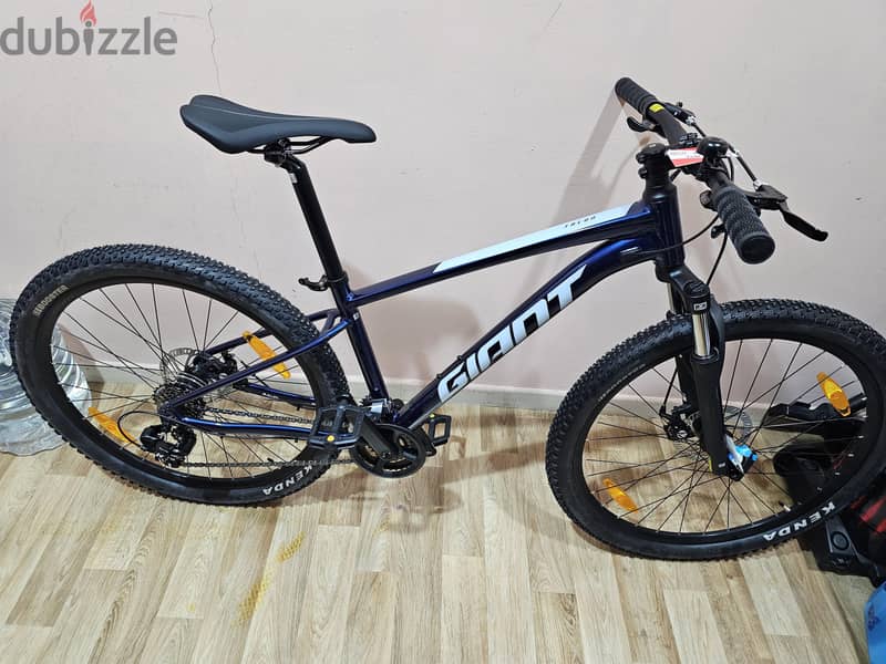 Brand-new GIANT mountain bike for sale – 100 KD 2