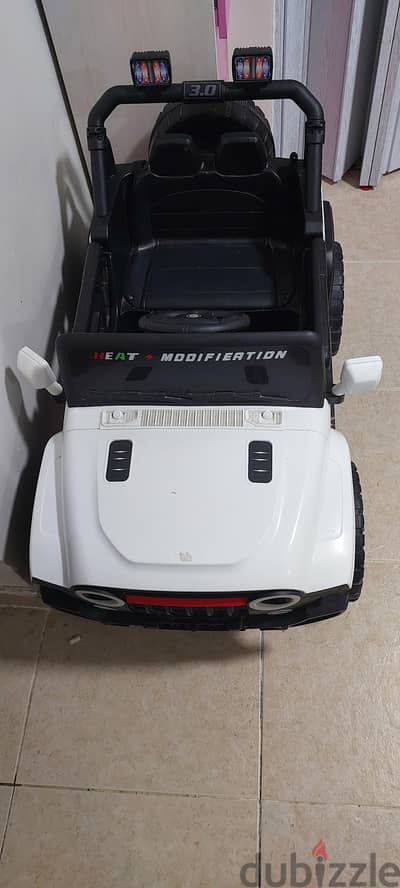 Drinving Kids Jeep car with remote