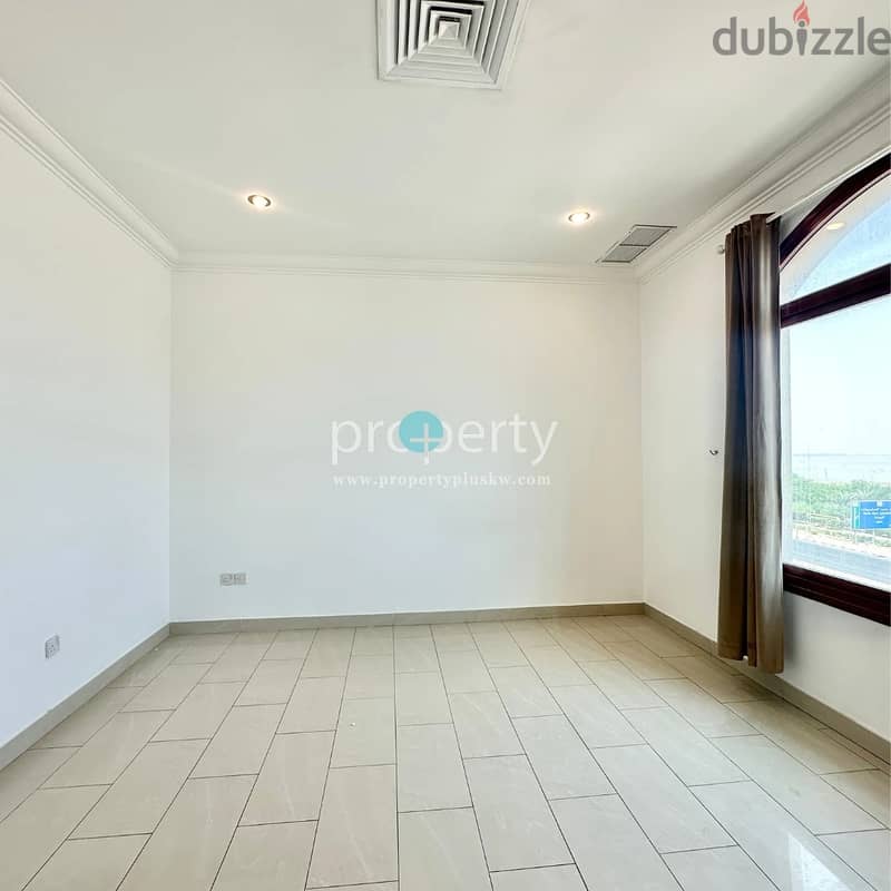 Unfurnished 3 bedroom apartments with balcony for rent in Sulaibikhat 11