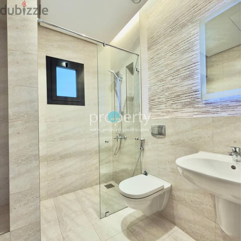 Three bedroom Furnished apartments in Daiya 6