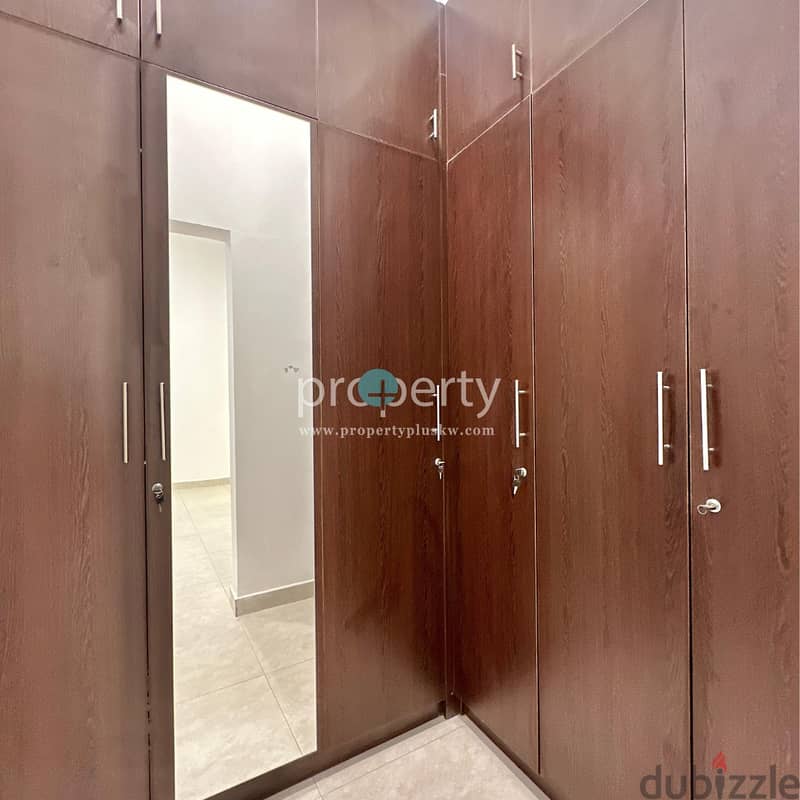 Spacious 4-Bedroom Floor for Rent in Salwa, Kuwait 1
