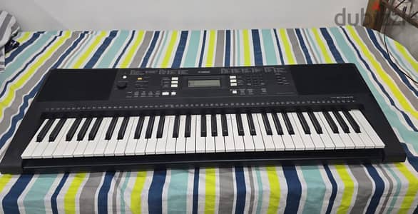 F and D speaker and Yamaha Keyboard