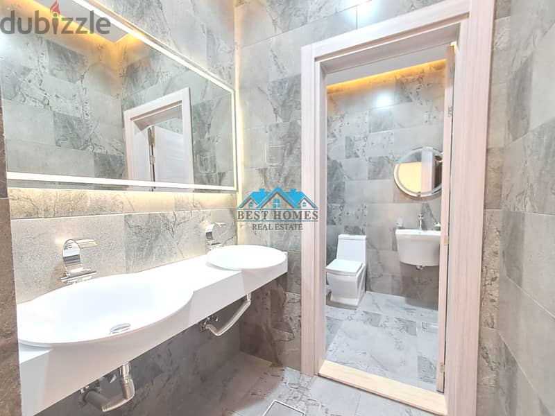 Modern 5 Bedrooms Floor Apartment with 2 Private Entrances in Shaab 5