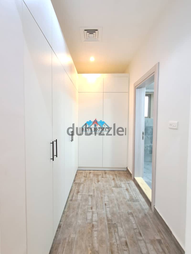 Modern 5 Bedrooms Floor Apartment with 2 Private Entrances in Shaab 9