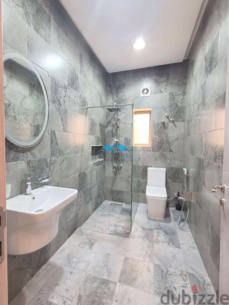 Modern 5 Bedrooms Floor Apartment with 2 Private Entrances in Shaab 13