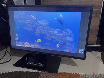 Samsung led with stand and remote screen mirror connect available